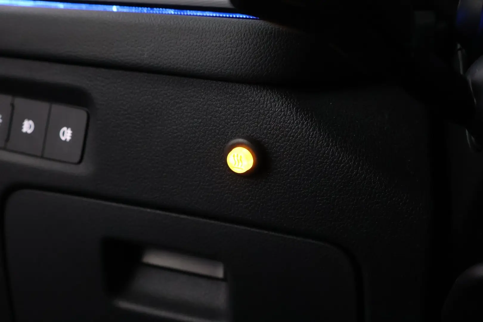 Car Image - 3glcVwAlarWvT33ixx13Nn