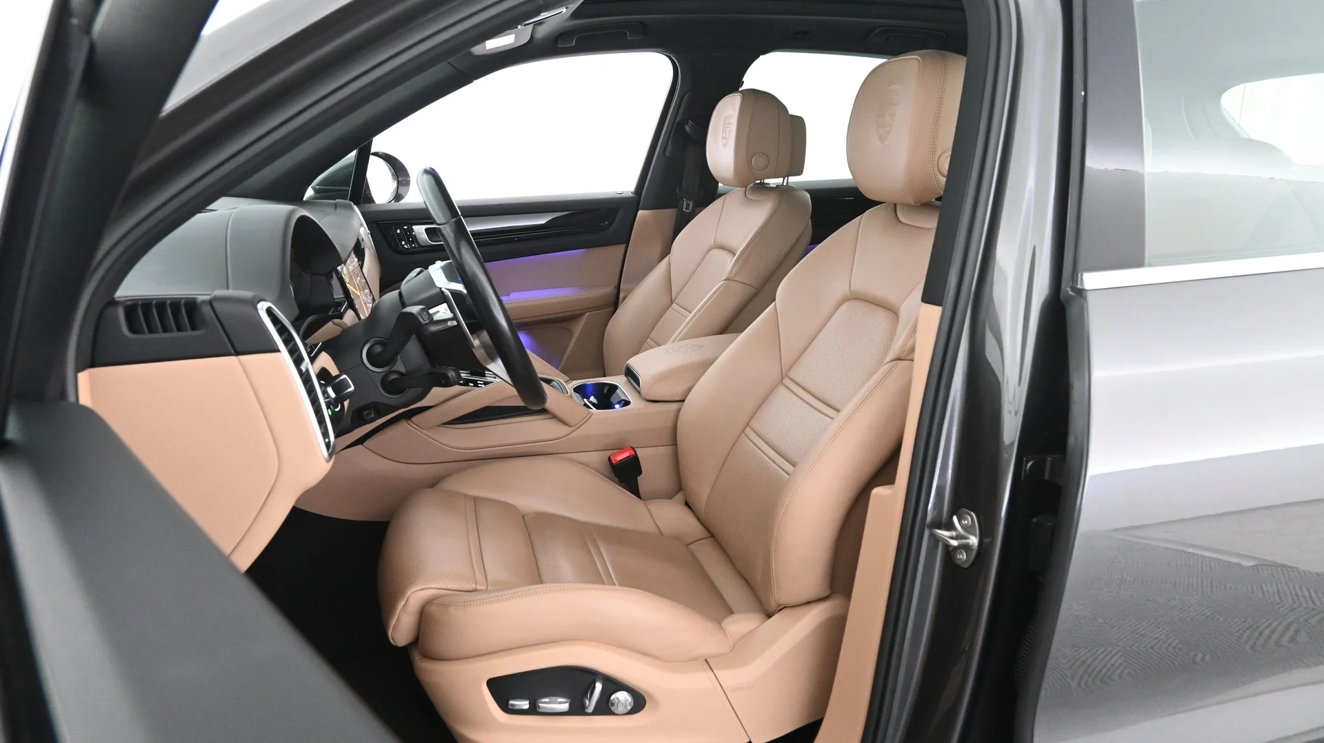 Car Image - 4Y5ySbD2pY4ibAV9fhSG9I