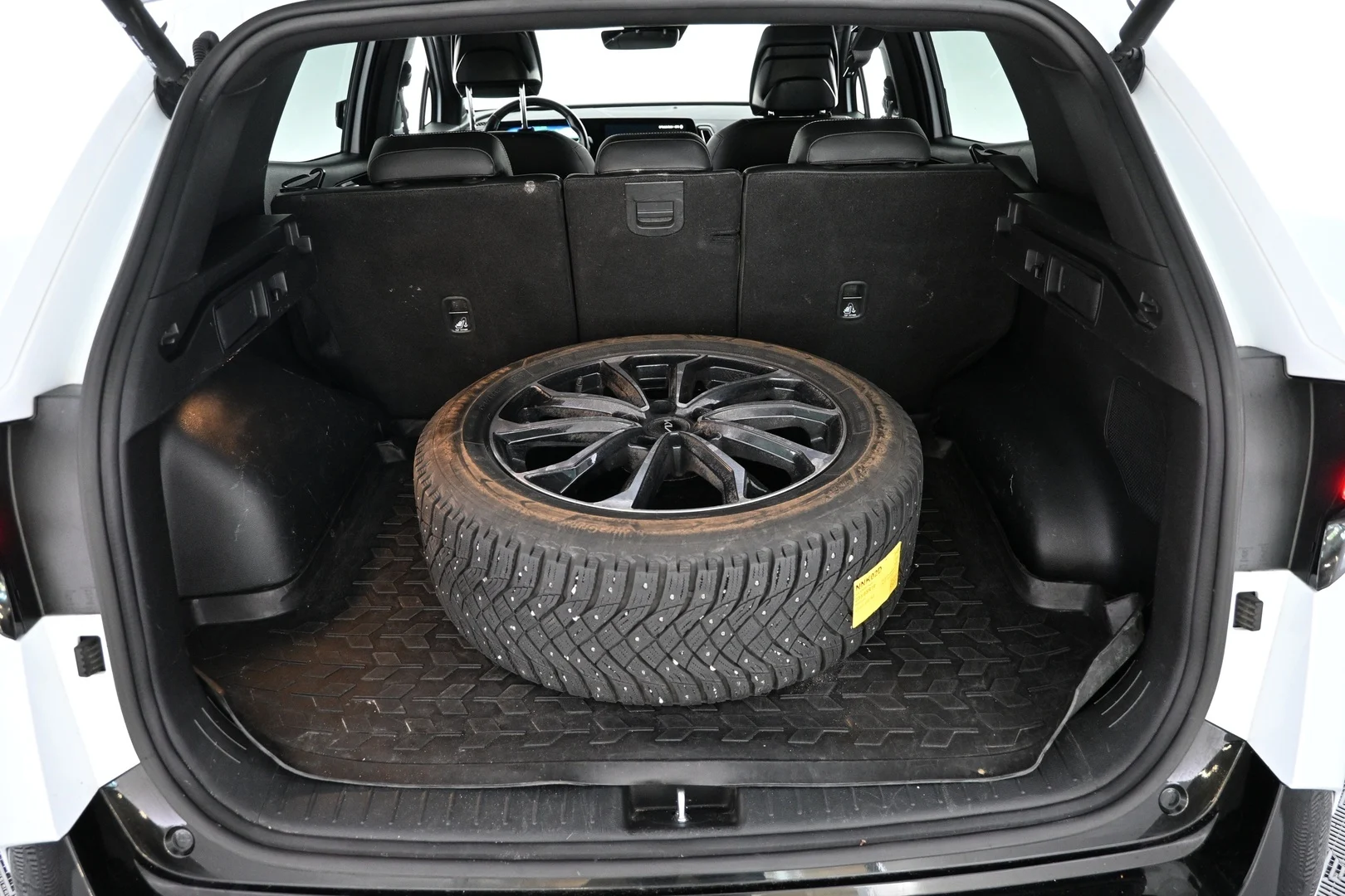 Car Image - NcAAubY6wvEdu3TGtkc0C