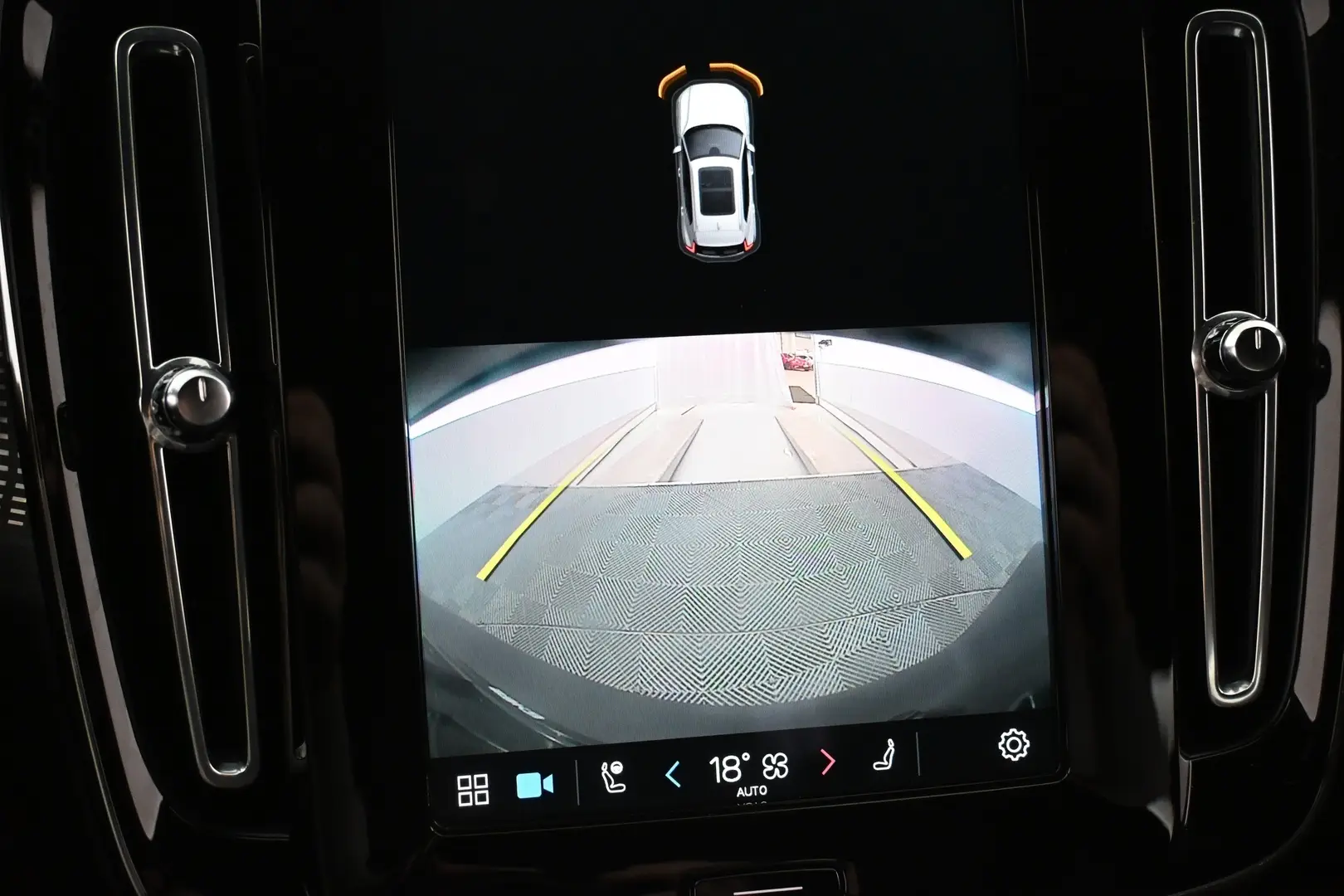 Car Image - 1oyeVQbykhcrfDEYk9gKQF