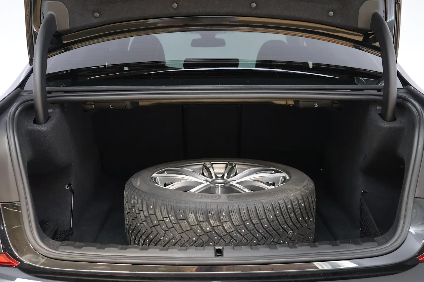 Car Image - 6XAsuCK9Y4ovBjT3lox6yA