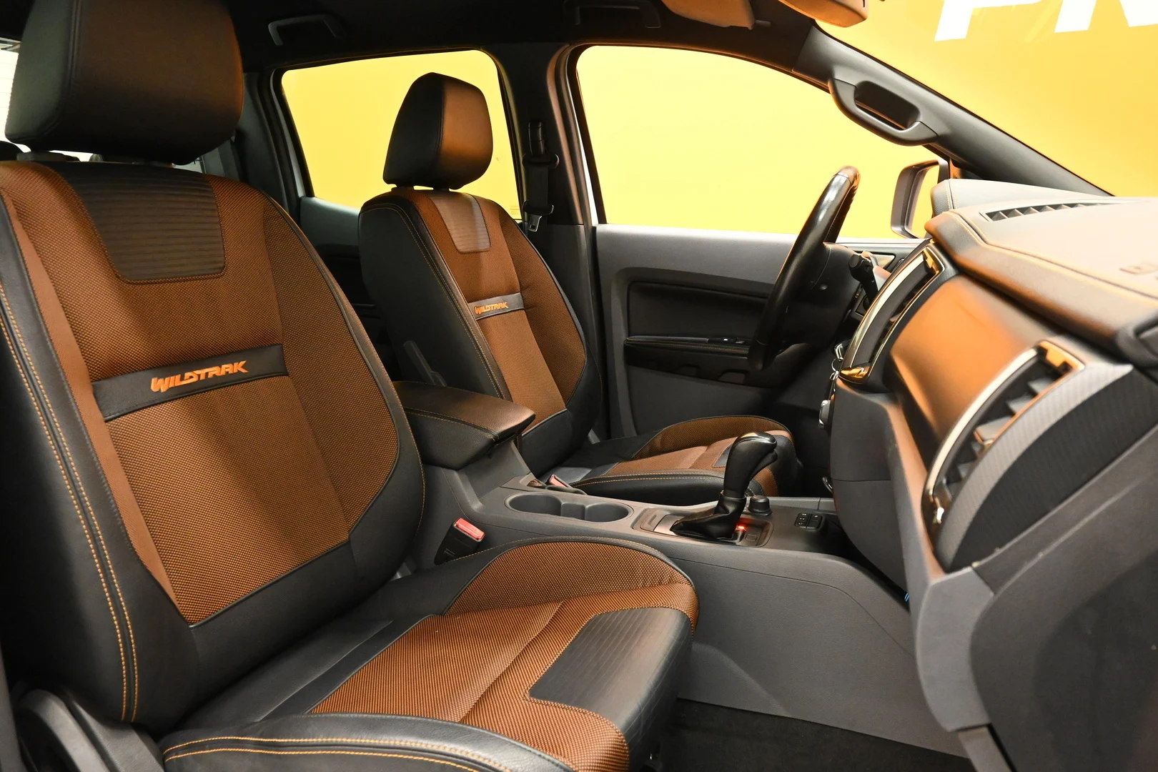 Car Image - 6jX5lvTFVPtBdoZV6VfTfz