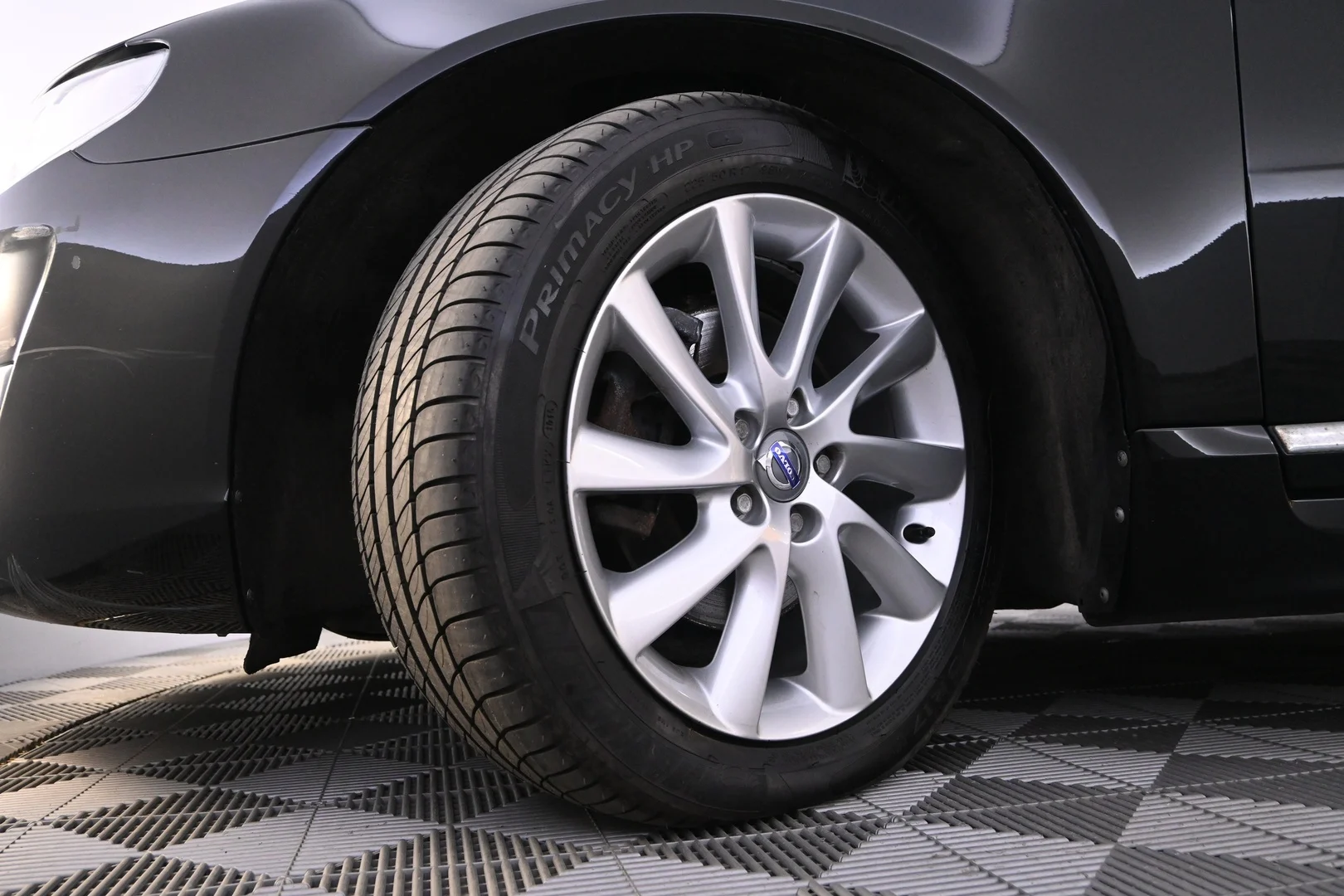 Car Image - 7gJriWjKnYJ5FXw5s5MS4m