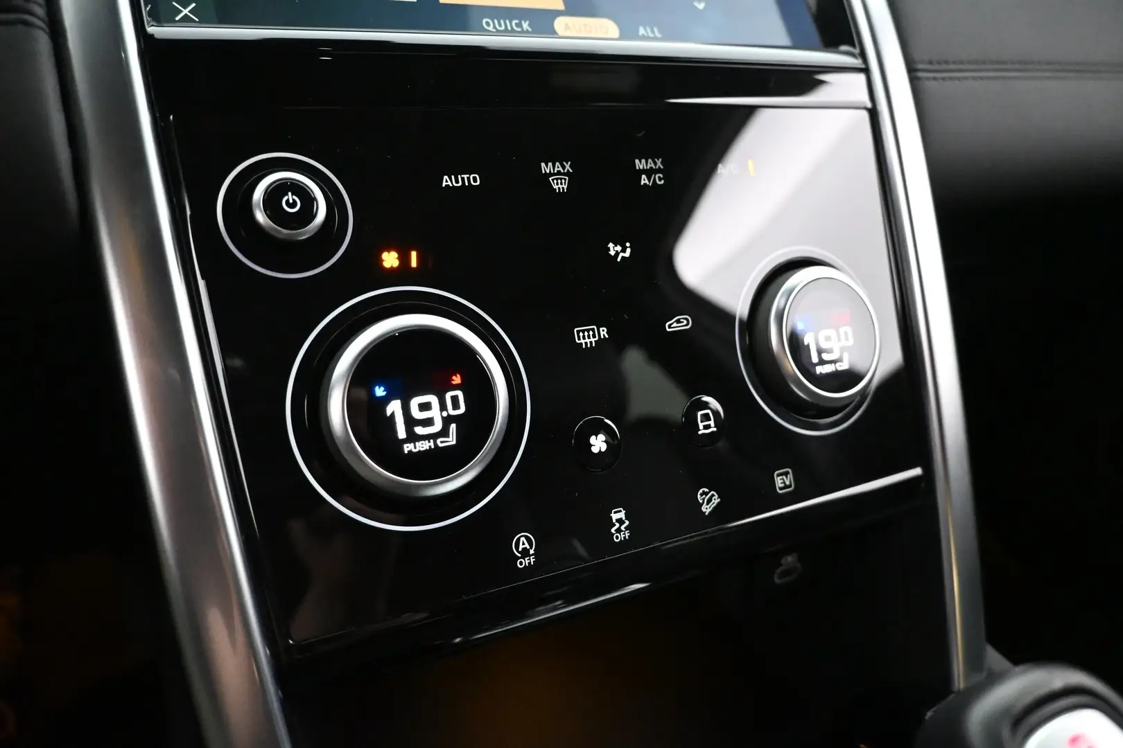 Car Image - 4nJRkSTLR46WbQrcrMjDFV