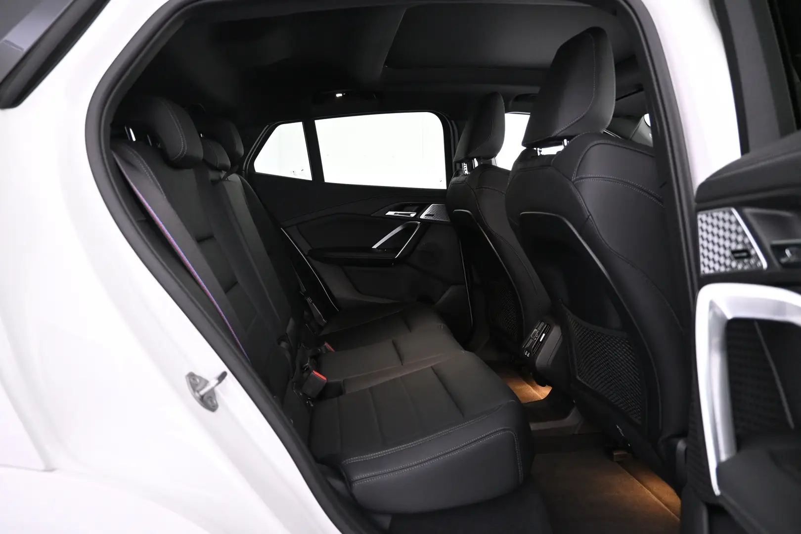 Car Image - 3bcGvISvVHYQBIe66AgypP