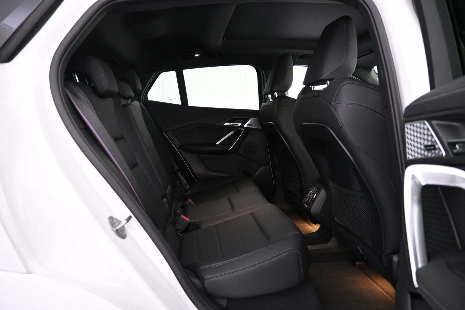Car Image - 3bcGvISvVHYQBIe66AgypP