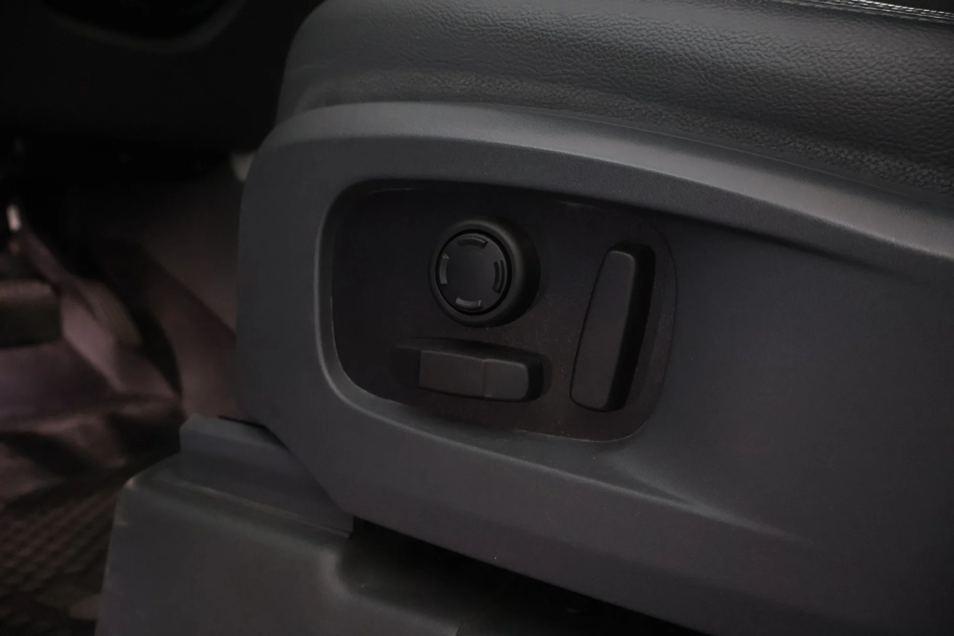 Car Image - 7xNo8mnsDNeMKEUSVNRNk9