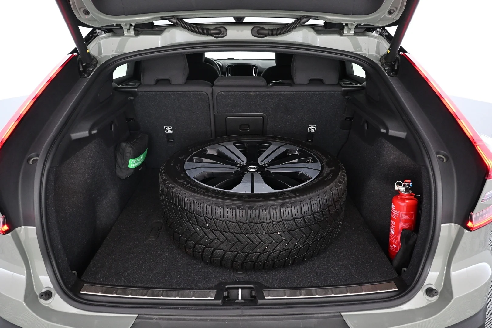 Car Image - 3PQmo4LGAjq4A4x3GRqp1n