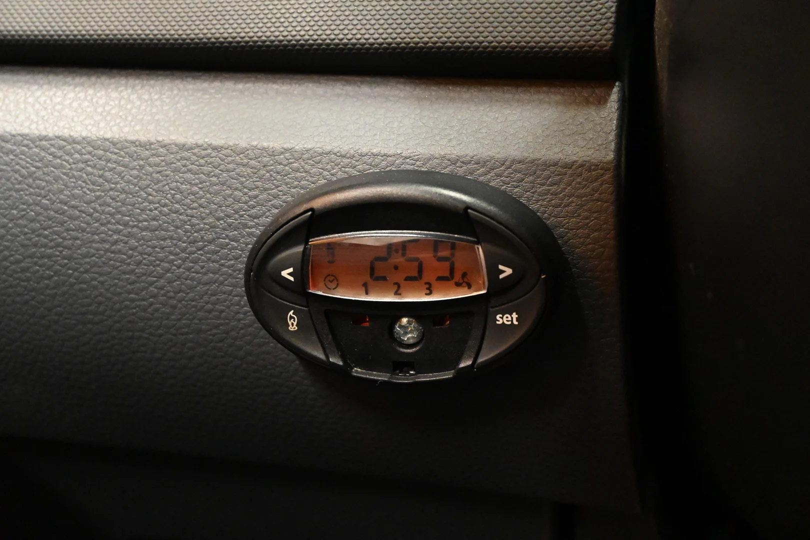 Car Image - 50e70M5s4neaslTHh06ga0