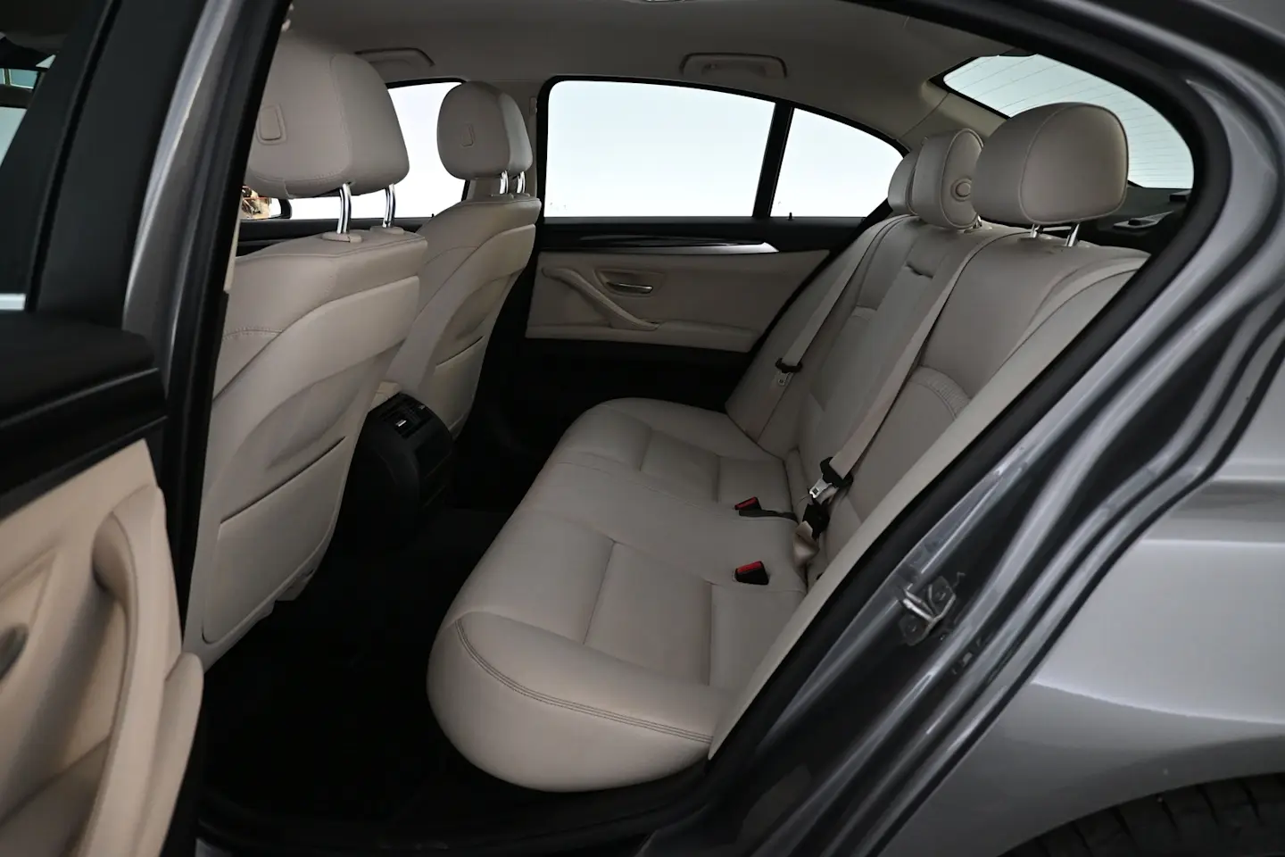 Car Image - 2pIdBi61X9WtlPhzg7fHk8