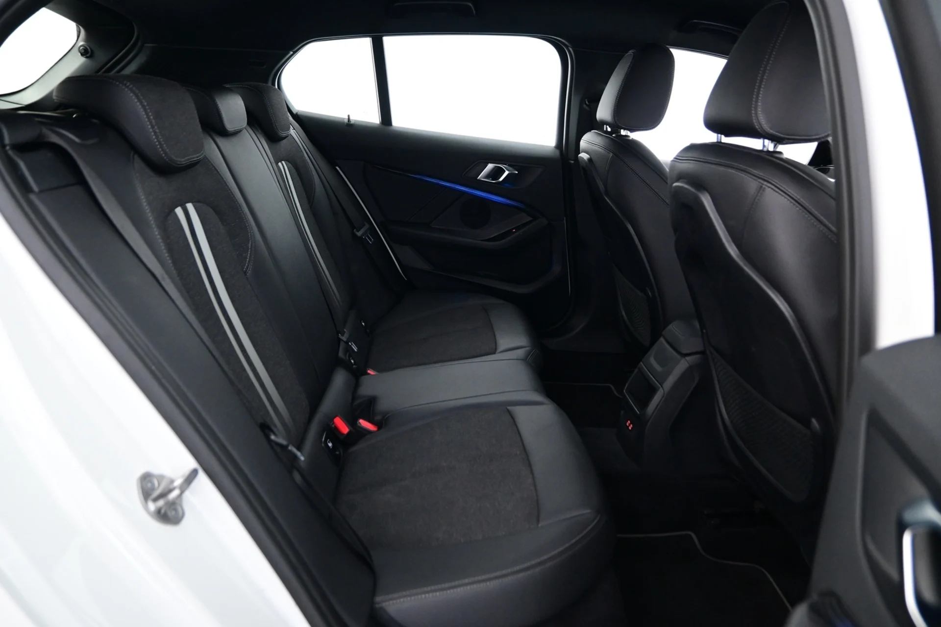 Car Image - 4AzMcLFYjoDcvAS9yQE4kg