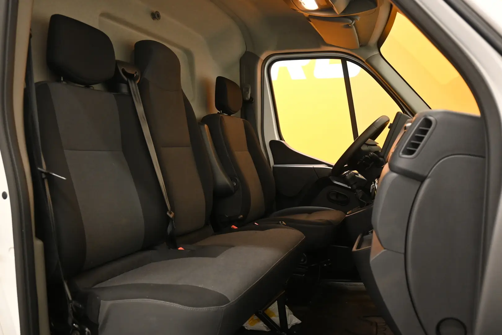 Car Image - 611UnYysxZAL6faQgQ3ple