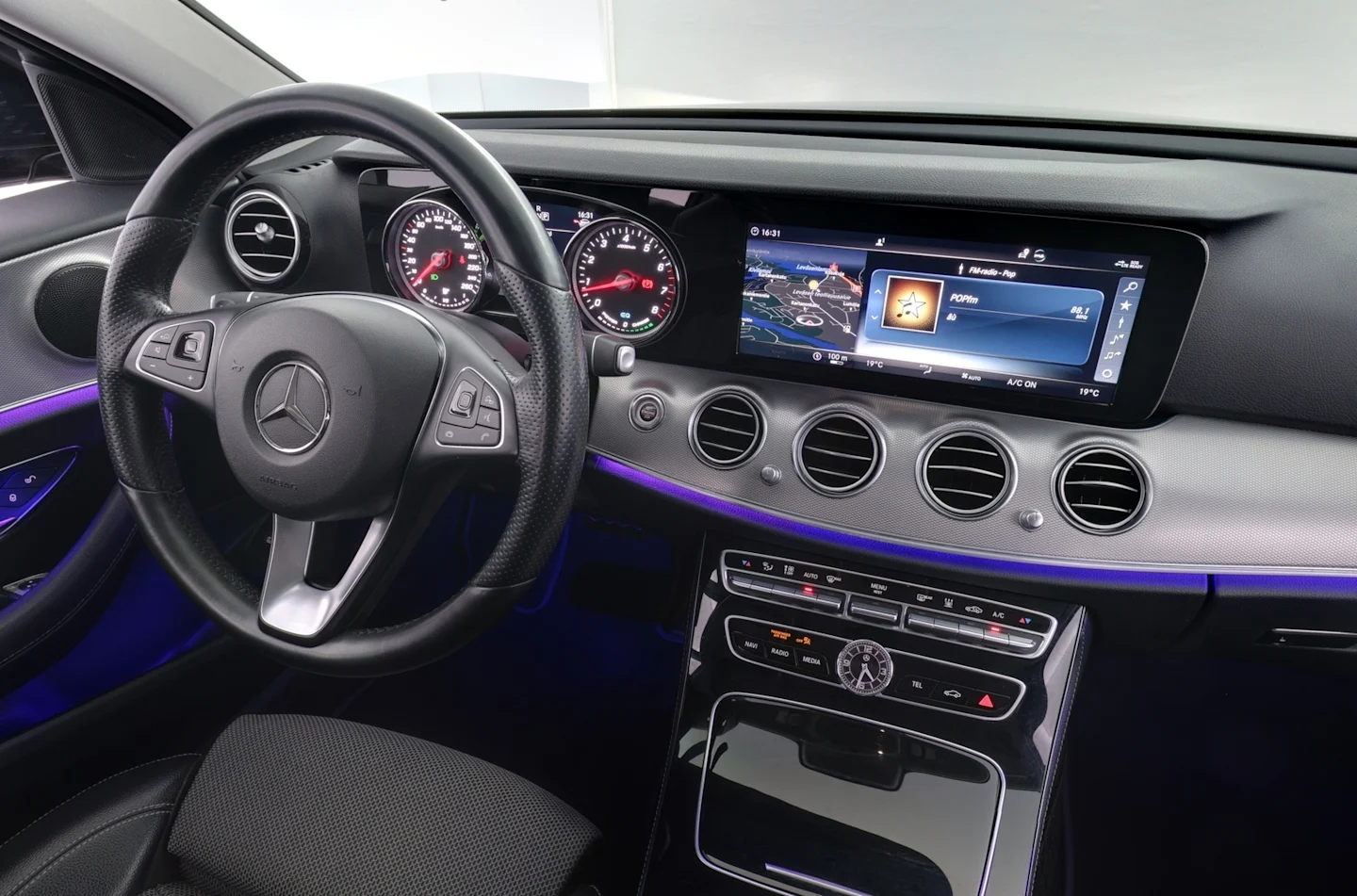 Car Image - 6PXKZis6RLVXOgttrQjxPw