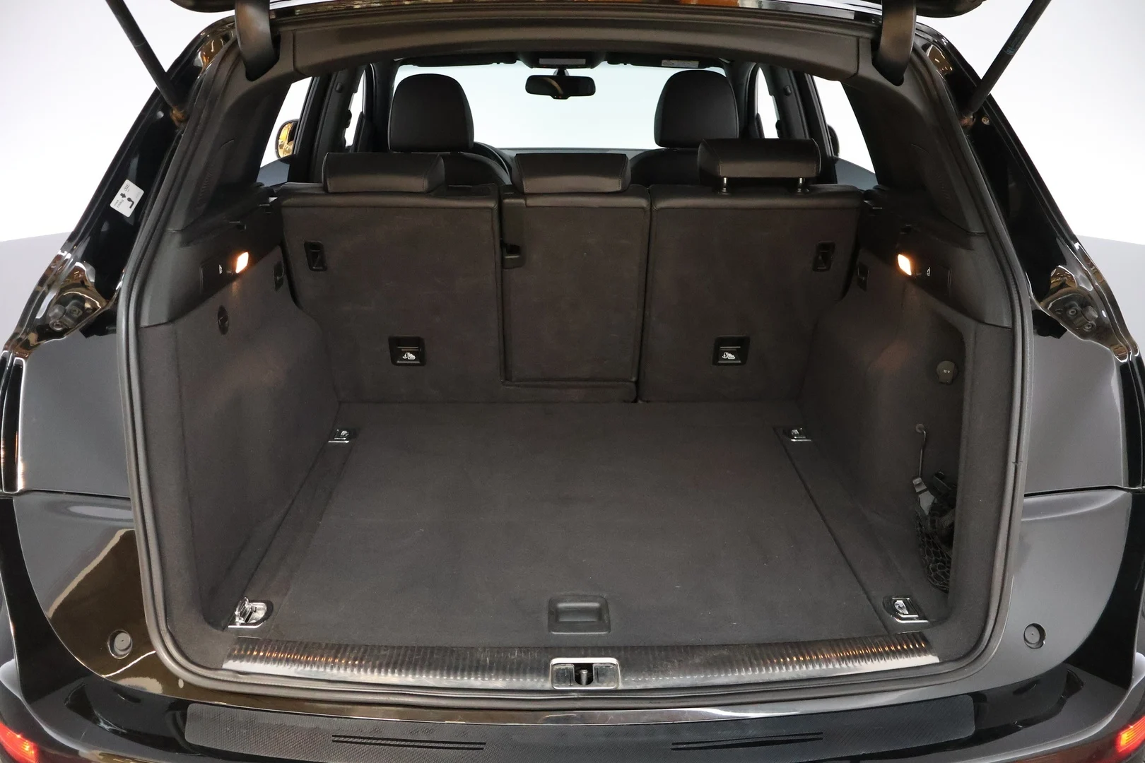 Car Image - 5FFwLYljLuaS9qavQNVr0O
