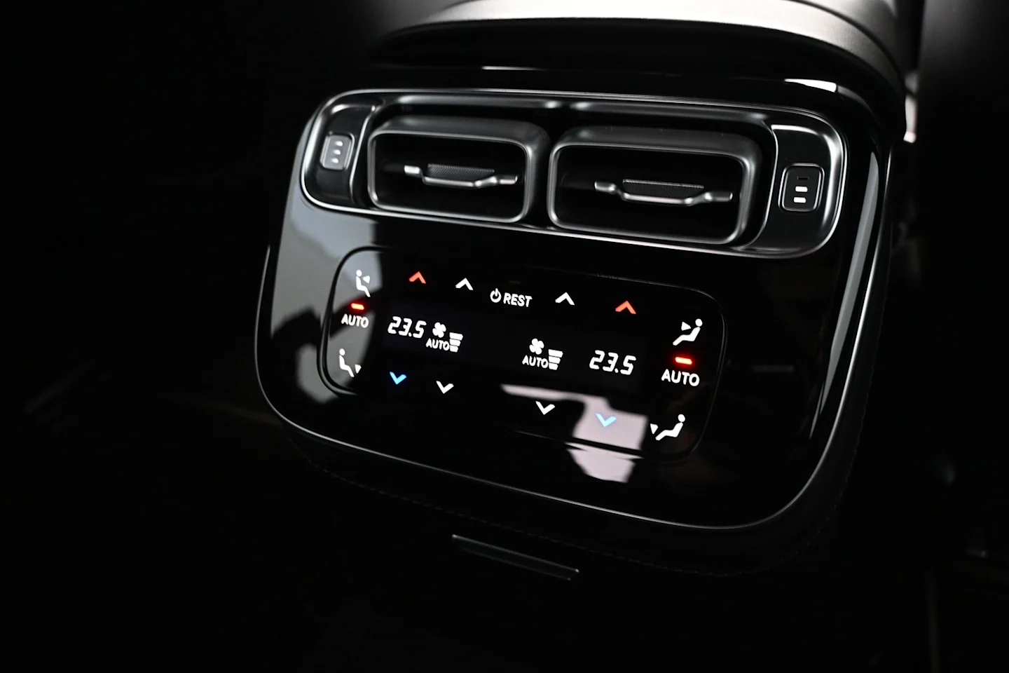 Car Image - wZyXDo0pZzZ6eedTPavbD