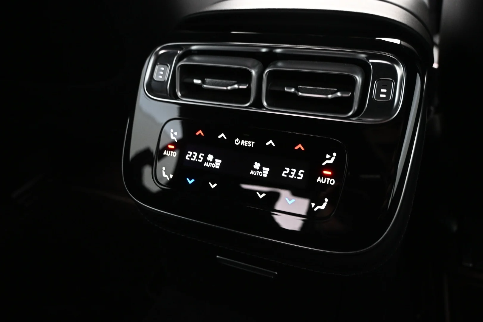 Car Image - wZyXDo0pZzZ6eedTPavbD