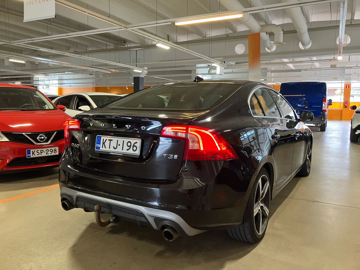 Car Image - 1gdjSpBTpTvwF5Wq0cFvQs