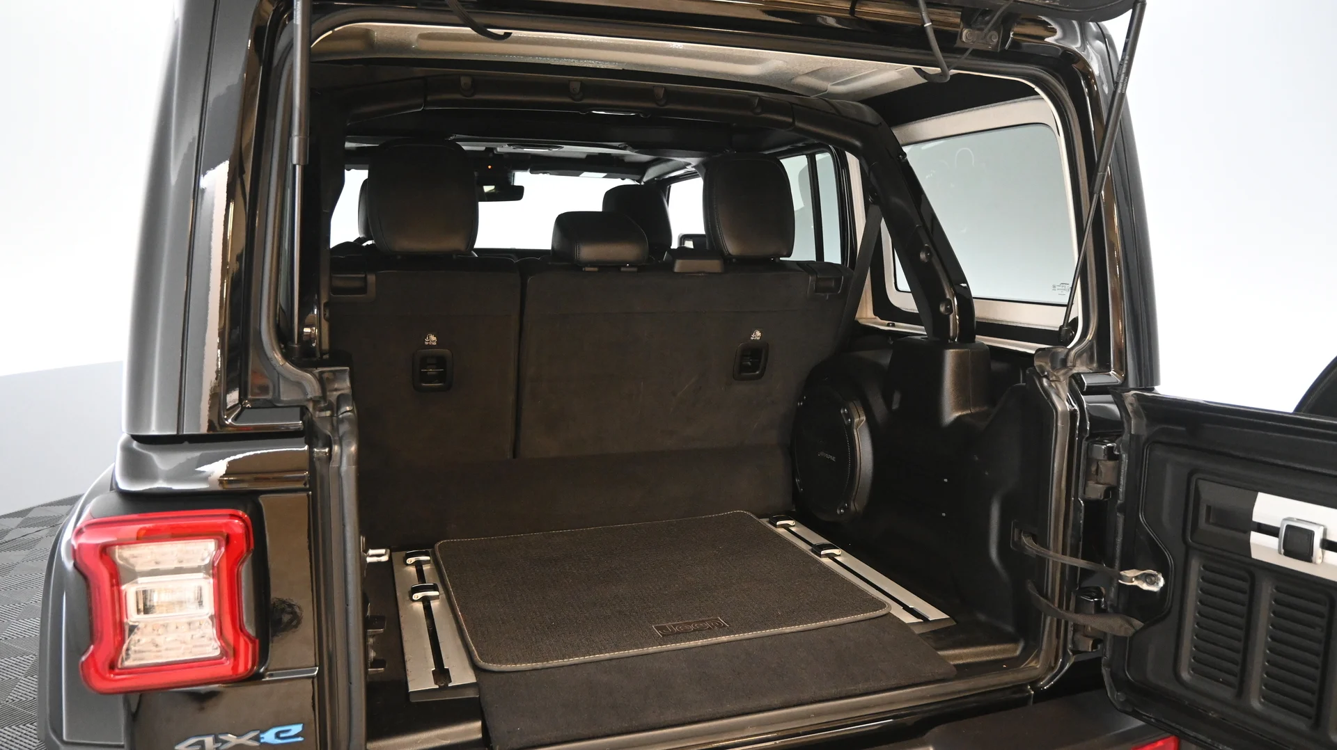 Car Image - 1ztHlB1r8Y1Filt1qtiBnD