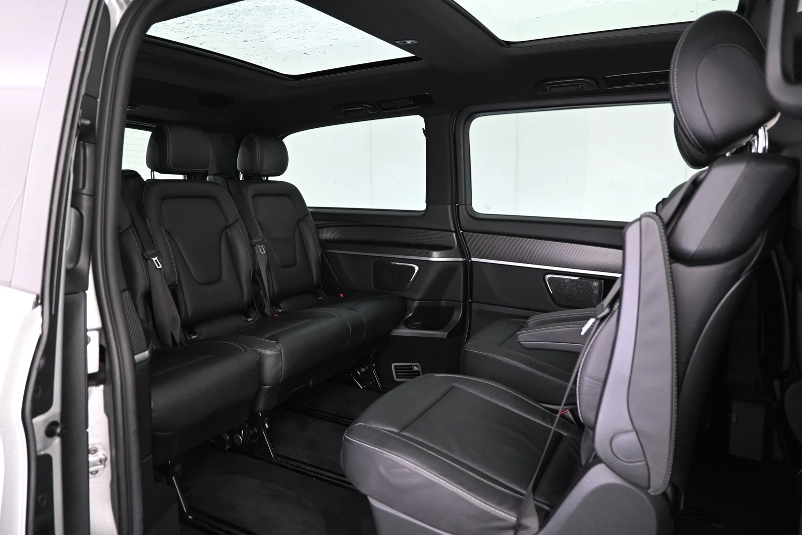 Car Image - 3dJQzMRDkE4d75F2QFRTxd