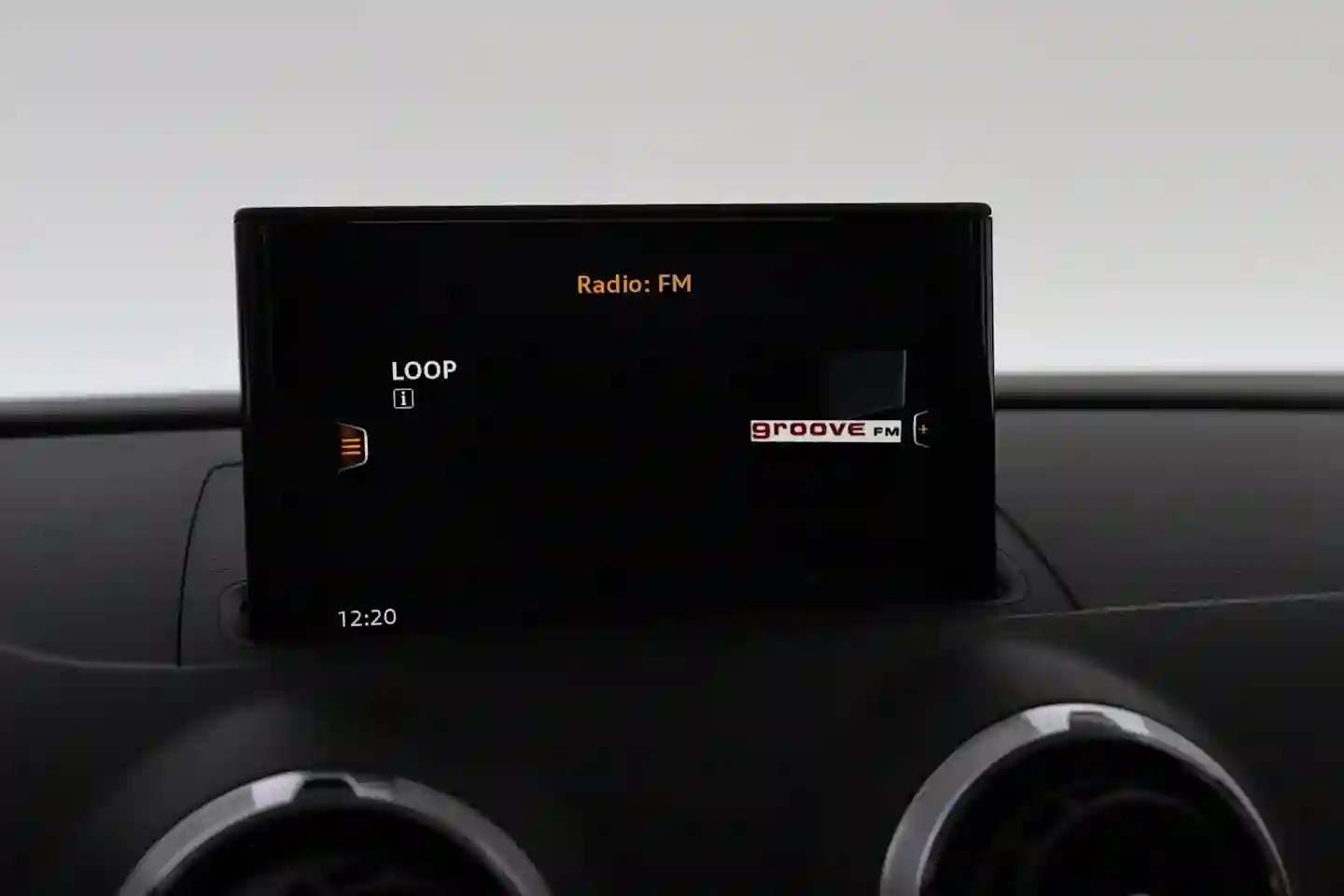 Car Image - 6DYZ2BXNHP3o7E9y25YJc9