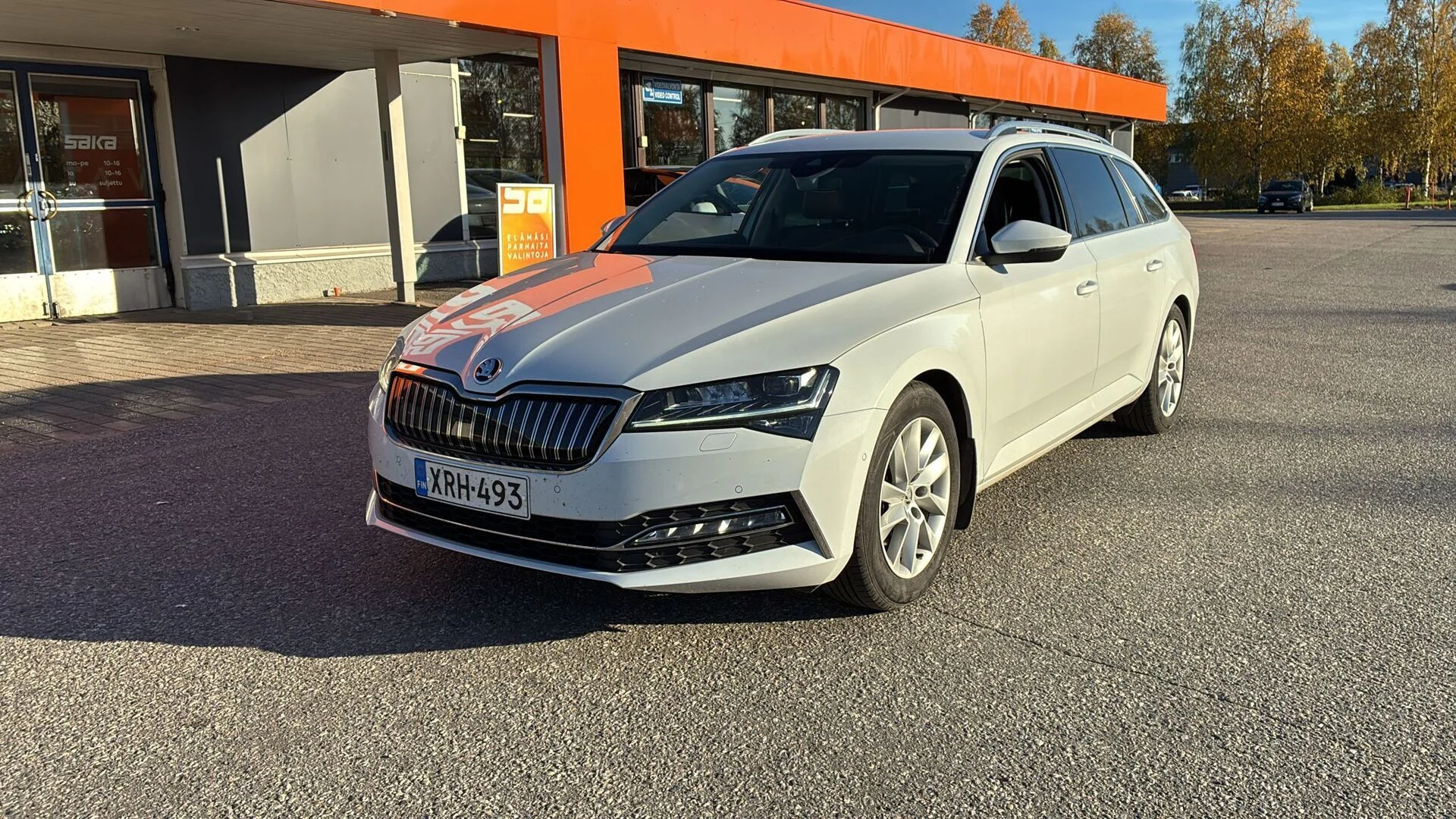 Car Image - 3ZlUZoSFE5Gt5u22m2RURH