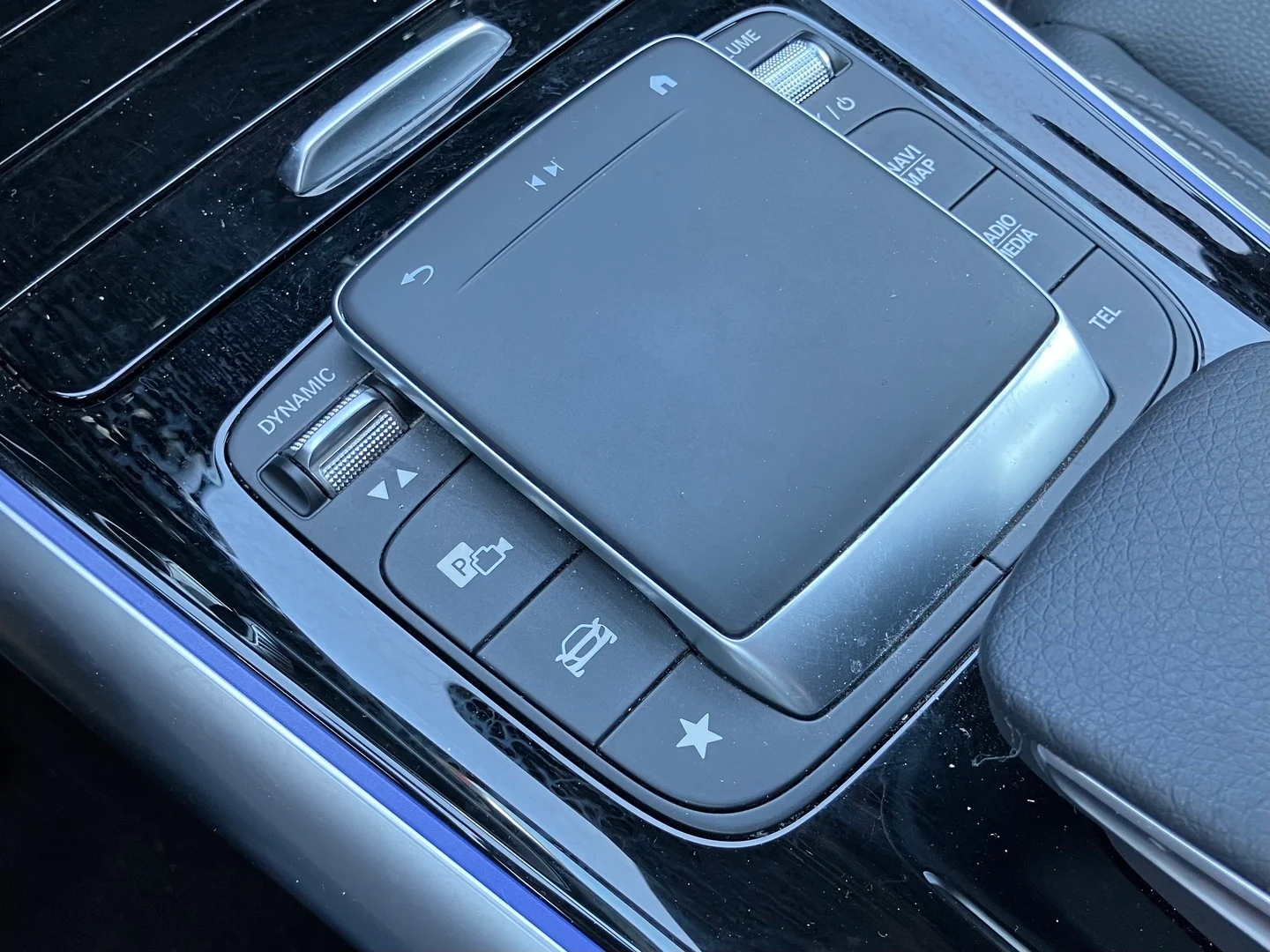 Car Image - 5Mgs6N5cW6XjaOdhk8o53i