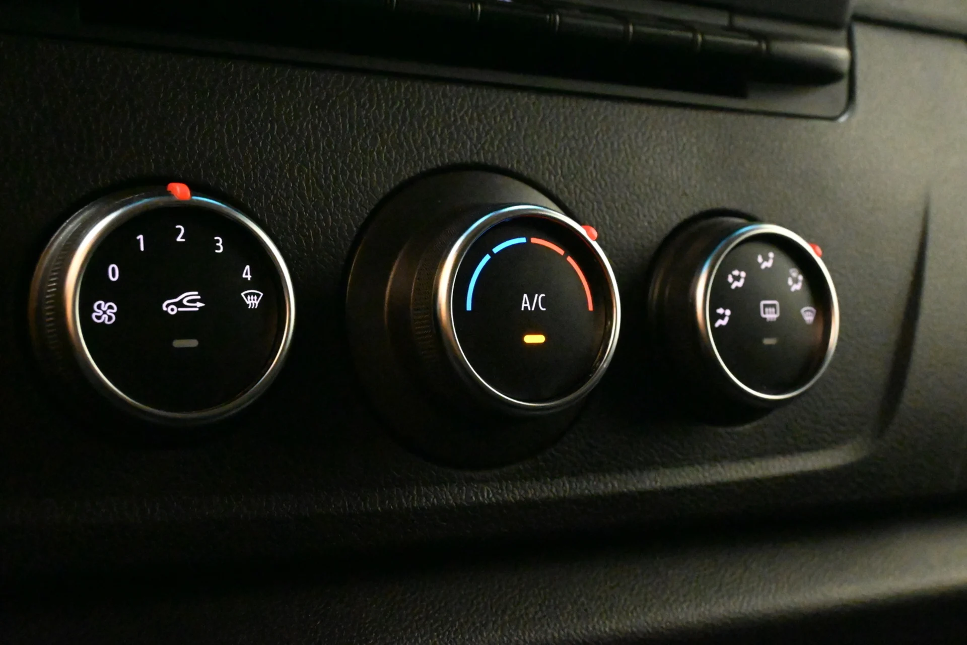 Car Image - 7F1JU8AeG8HpVd40L4j3Ok