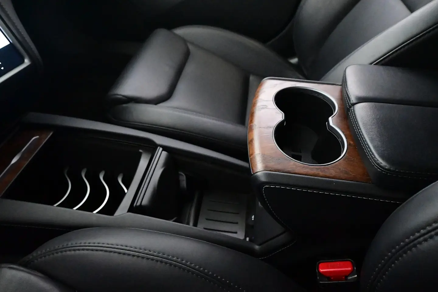 Car Image - 5LjNWqnC8HcoyzKTKqEe6X