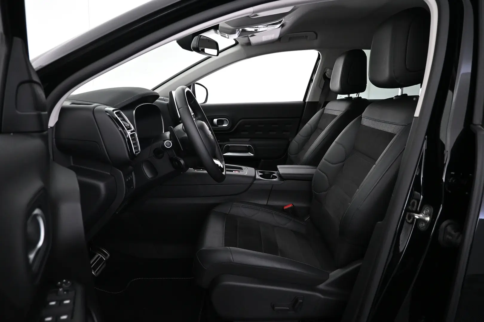 Car Image - 6Jpqpxbd2kkiHeRYd4fYGe