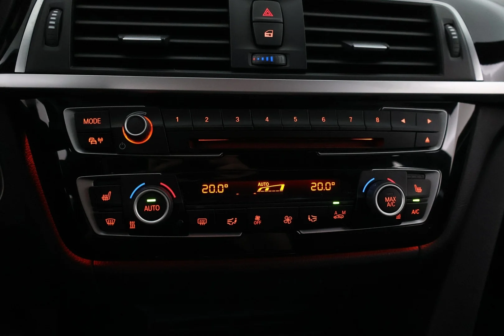 Car Image - 6SmXdmvcizB8pcXGMvuwxX