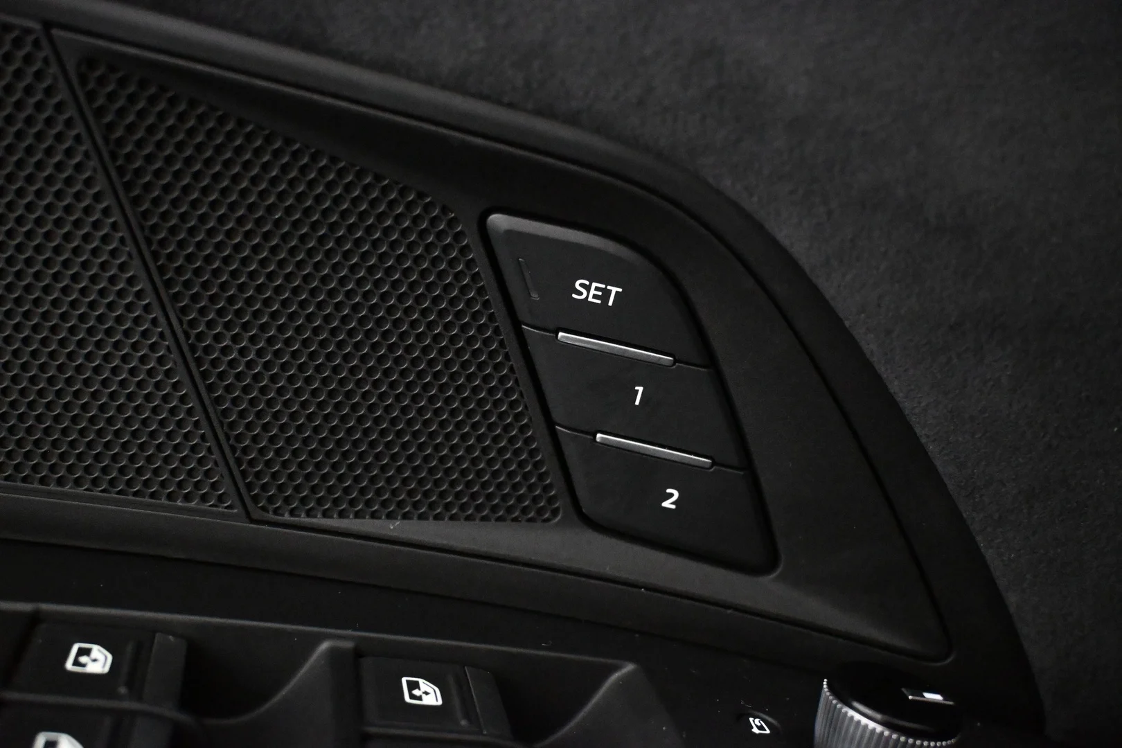 Car Image - 3lFU9XgN3VsanjiuCGeTjp