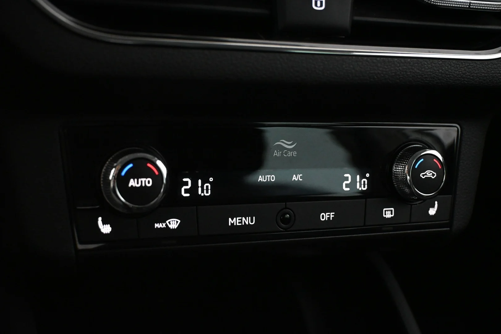 Car Image - 6wuz9agQHbUrJeLhYX3zCP