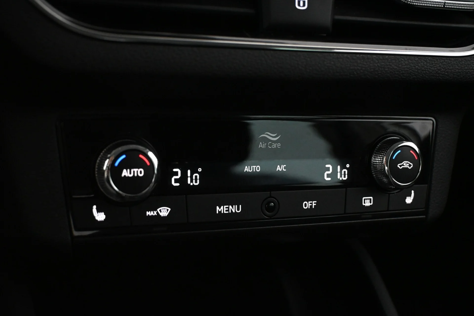 Car Image - 6wuz9agQHbUrJeLhYX3zCP