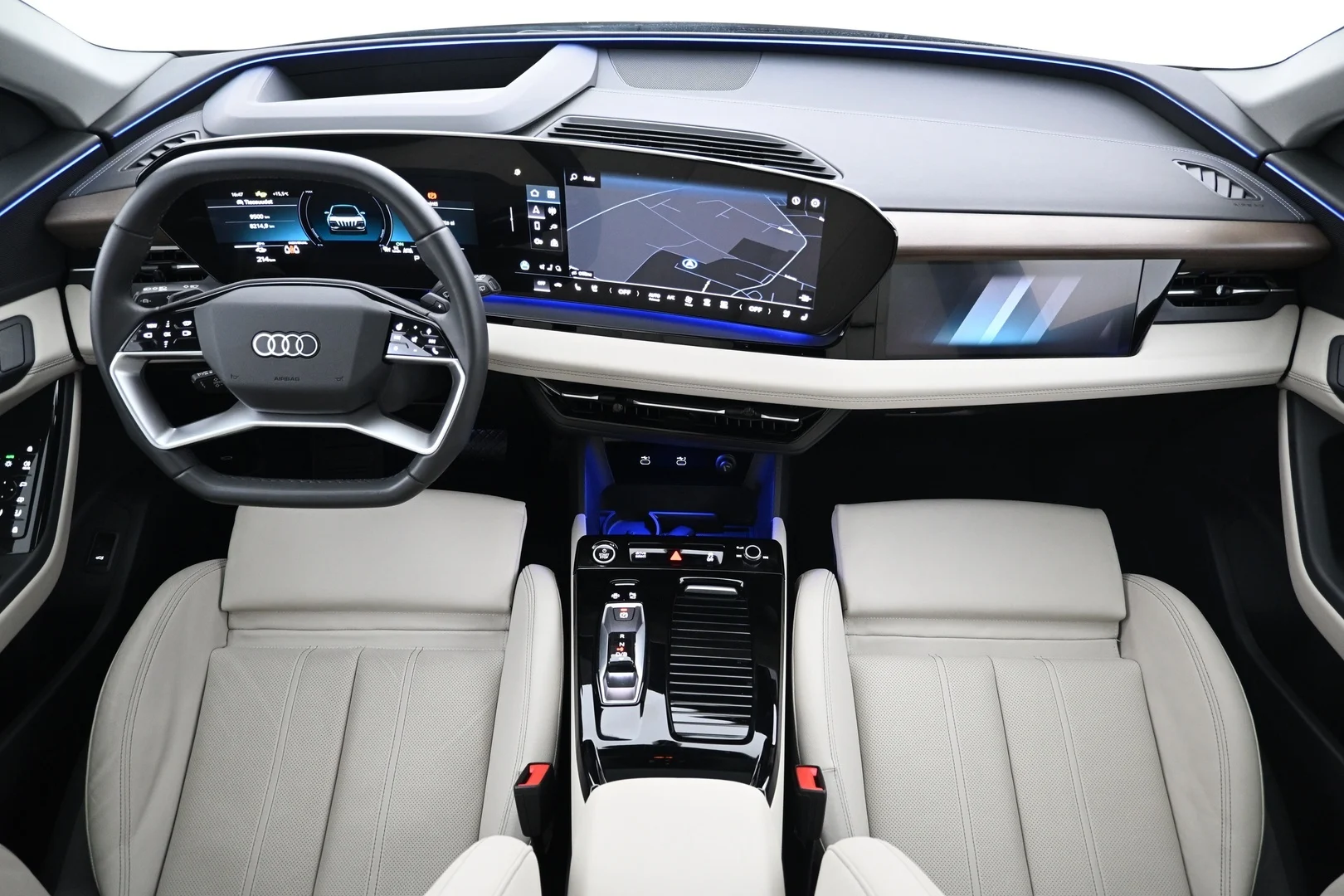 Car Image - 7tBBUwKivIf4IezHaaaMEg