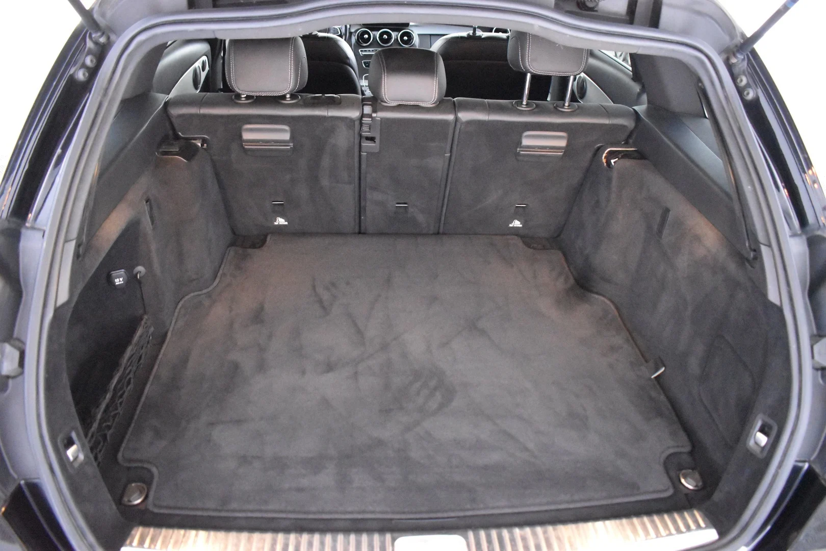 Car Image - 7B4nDk9cmQOnFkFOFq24vM