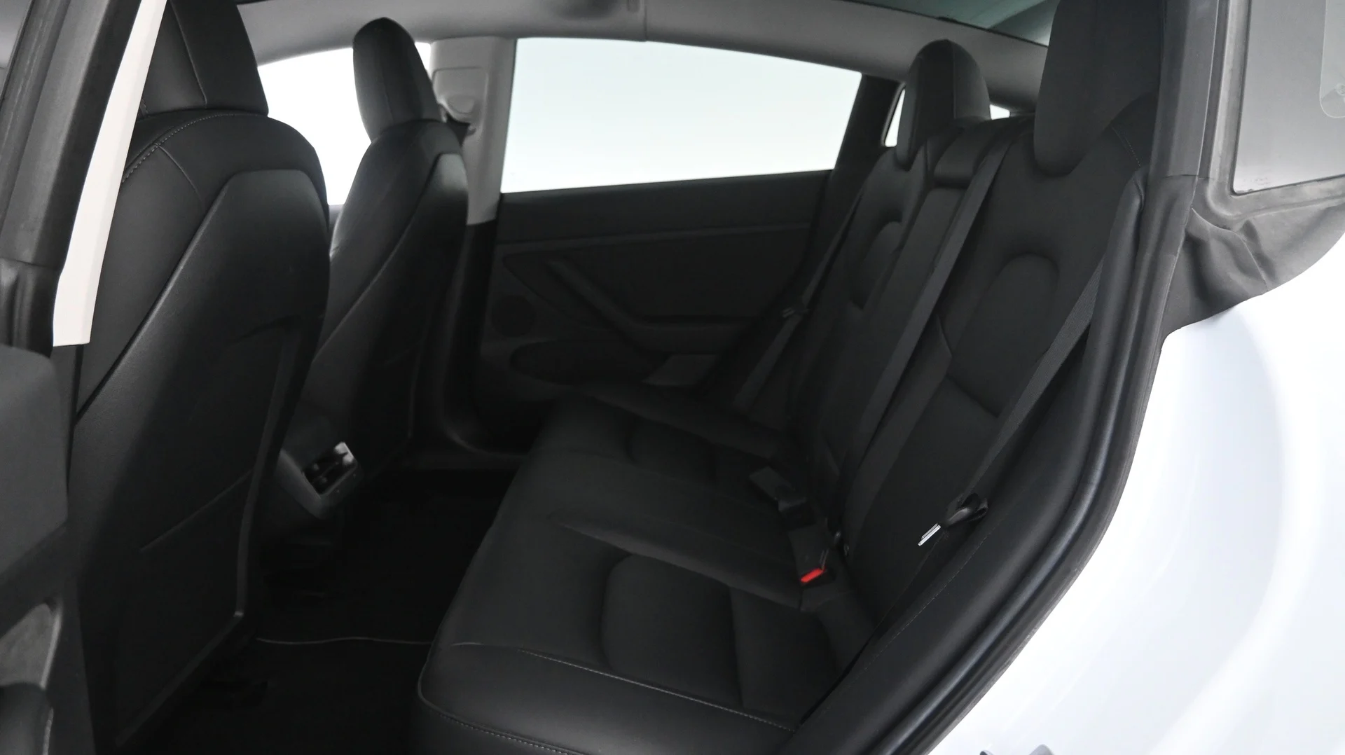 Car Image - 17iFfma0fzE860T9CVjdm0