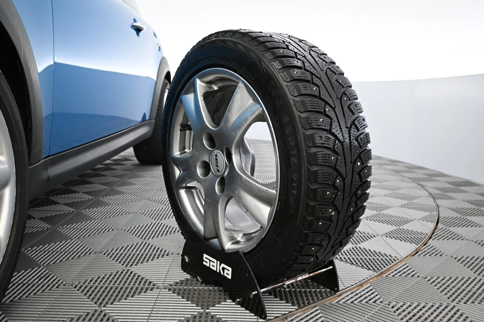 Car Image - 6H20dmsTpGUDuQtXadDOyi