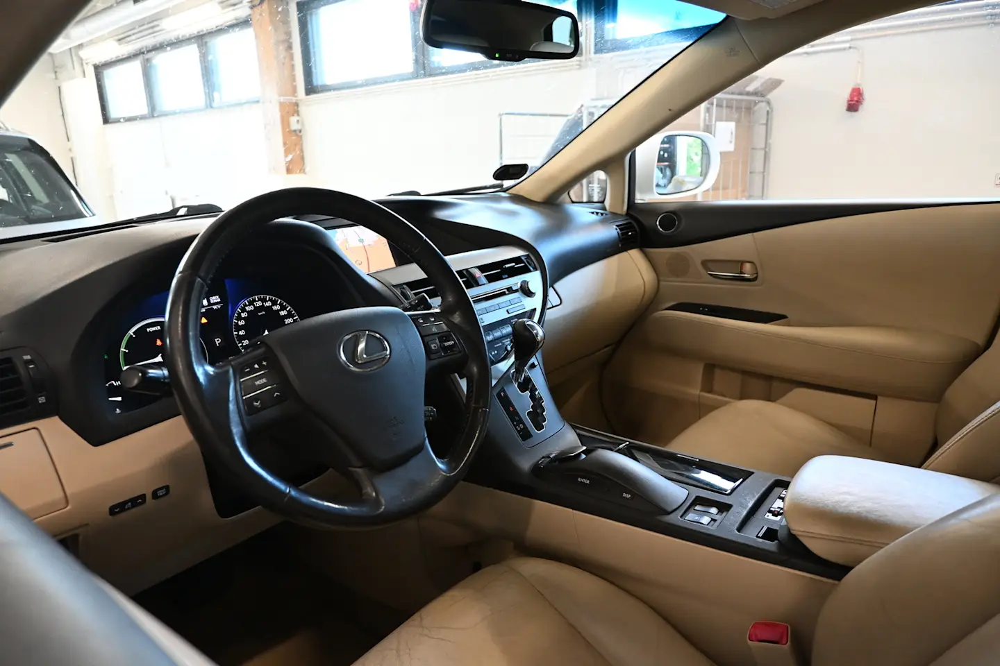 Car Image - 4n3xMBejo0nHQFdy2vBsQ5