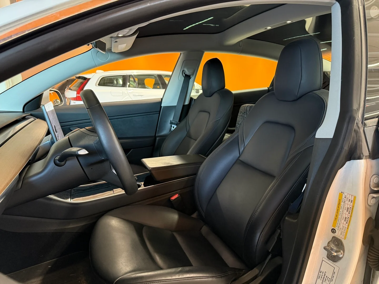 Car Image - 32FuDs8WXtUvDZjL1iwQR6