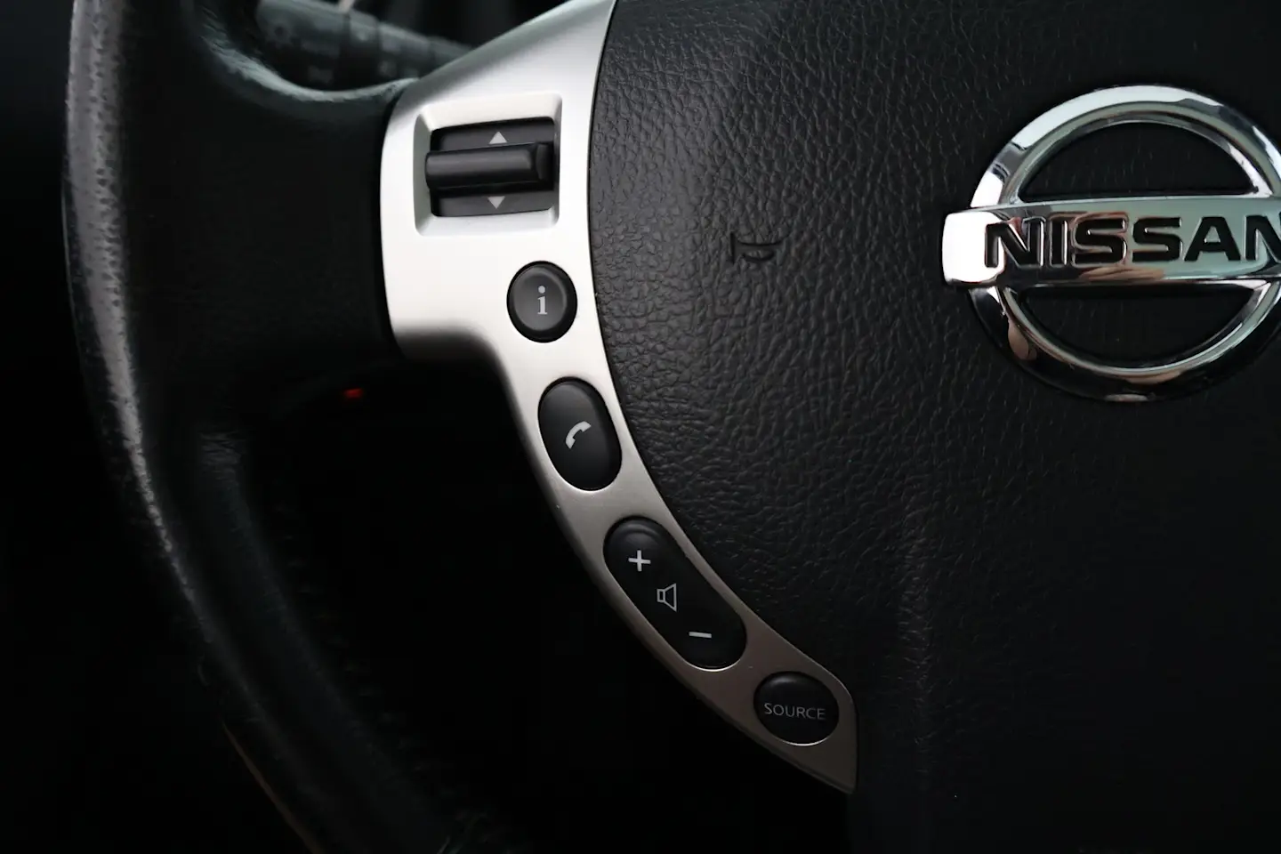 Car Image - 6YWz2TPf8Qdsrc7Jn1fZAP