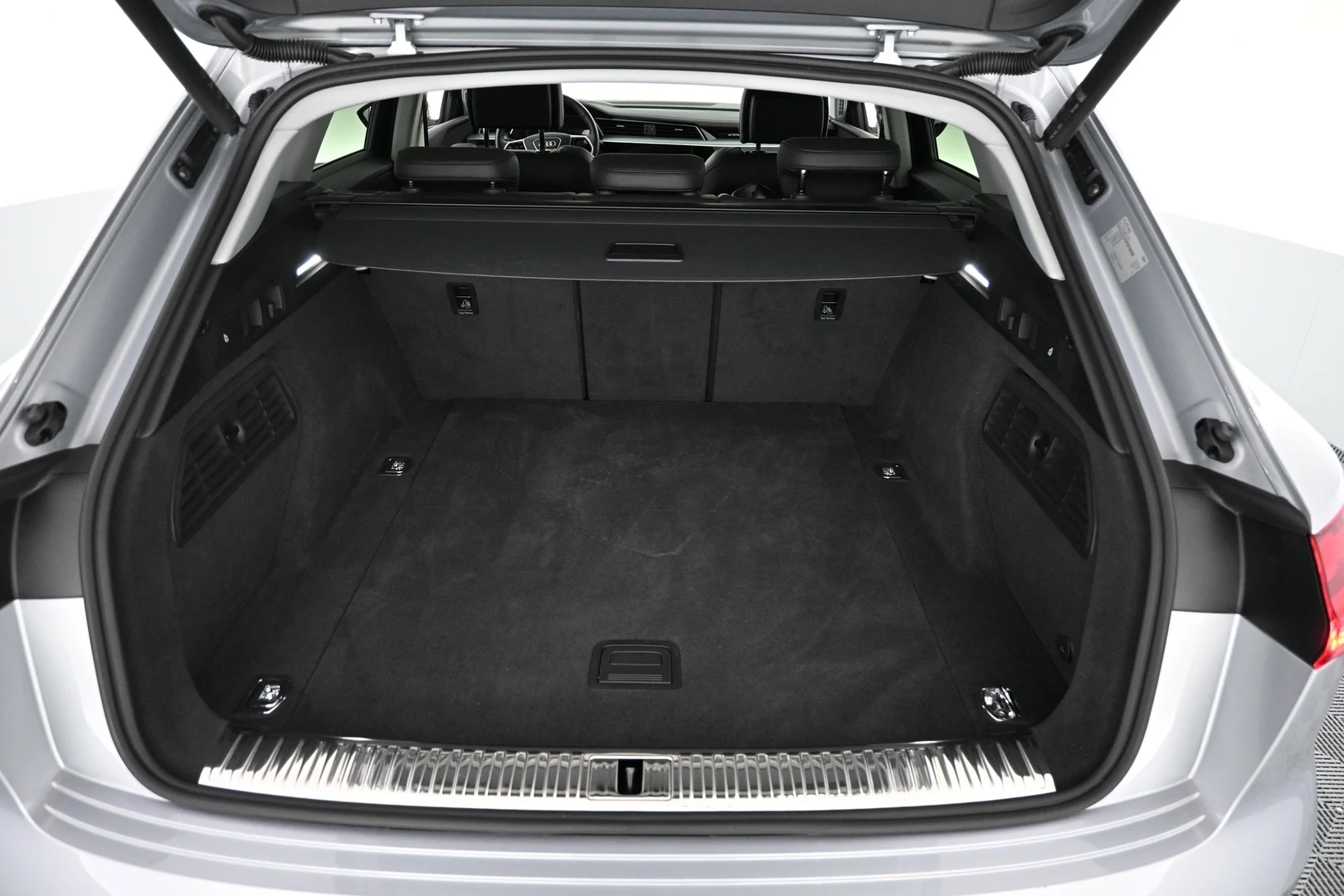 Car Image - 73ulYb4ESSIG8YWBVABvop