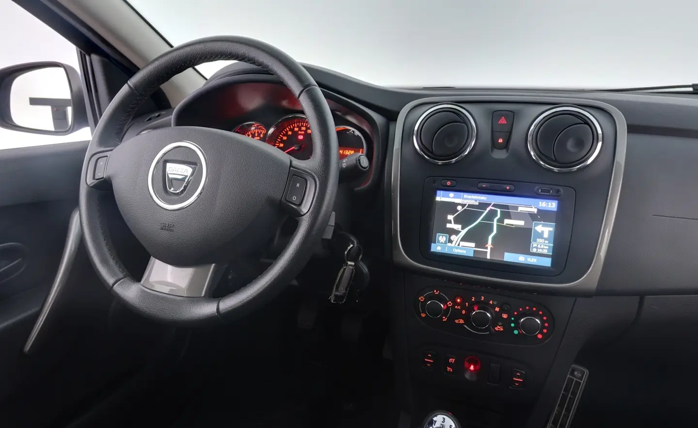 Car Image - 6E8gCi3ved2tRo4gamEw7R