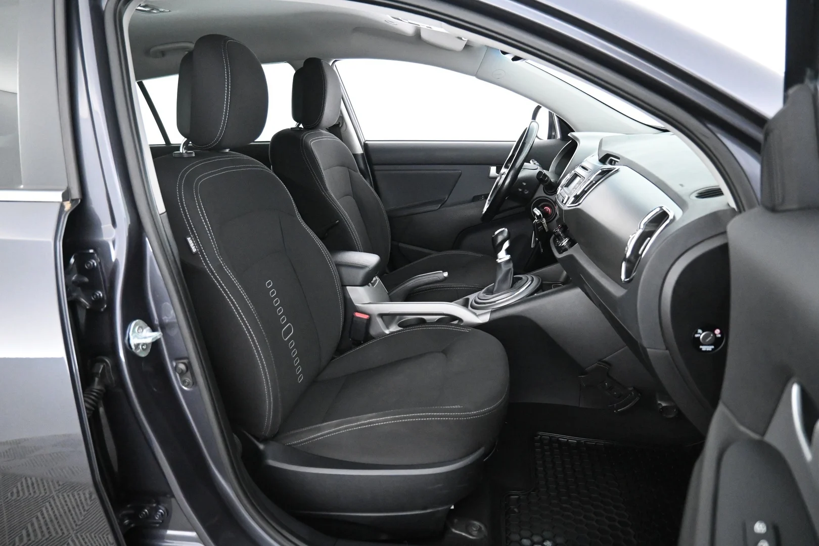 Car Image - 2tV6YnTYuB7Mad7SLGQu8l