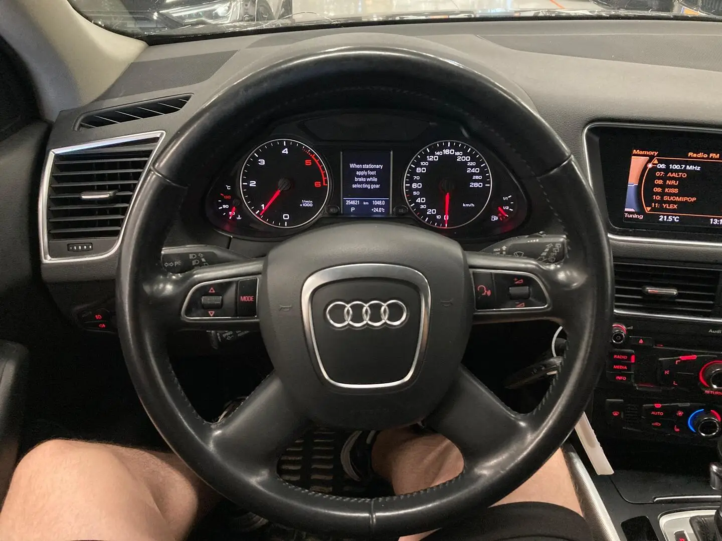 Car Image - Mzqfhpar9nVrTFqgwg1wY