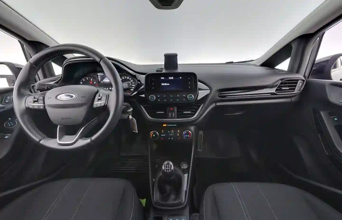 Car Image - 5tbSMKcOFN4g1aBHYGH9yA