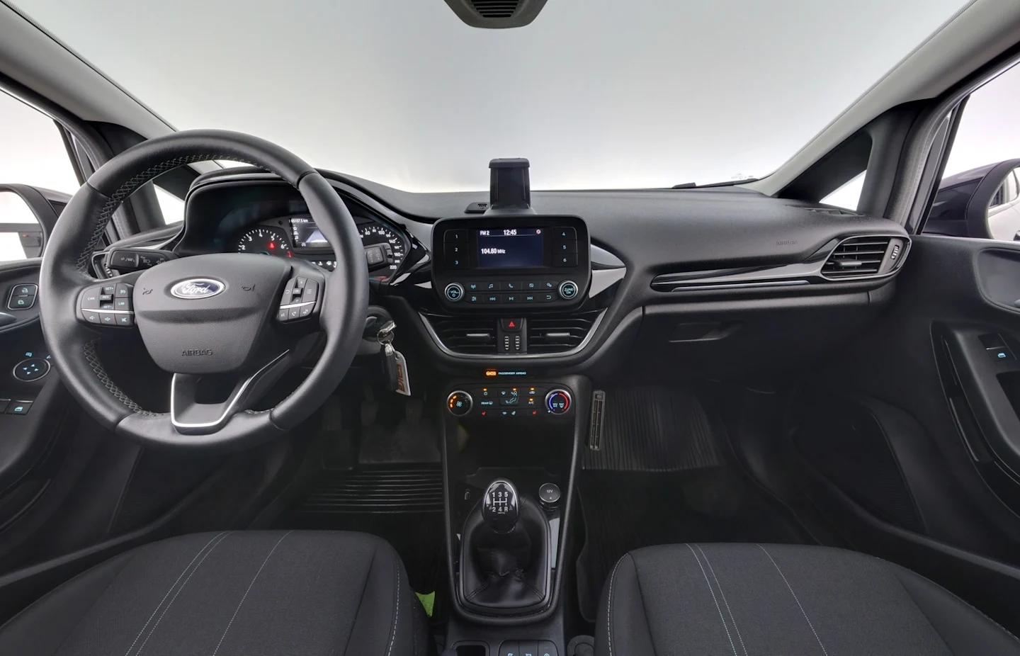 Car Image - 5tbSMKcOFN4g1aBHYGH9yA