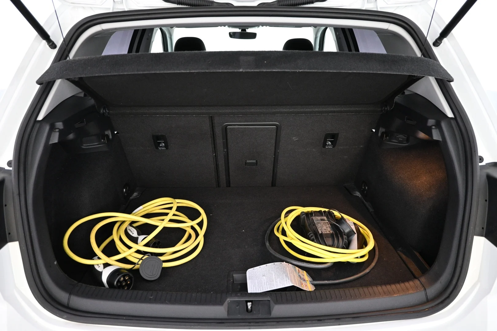 Car Image - 18e2OqjettnoQS7eipbMI6