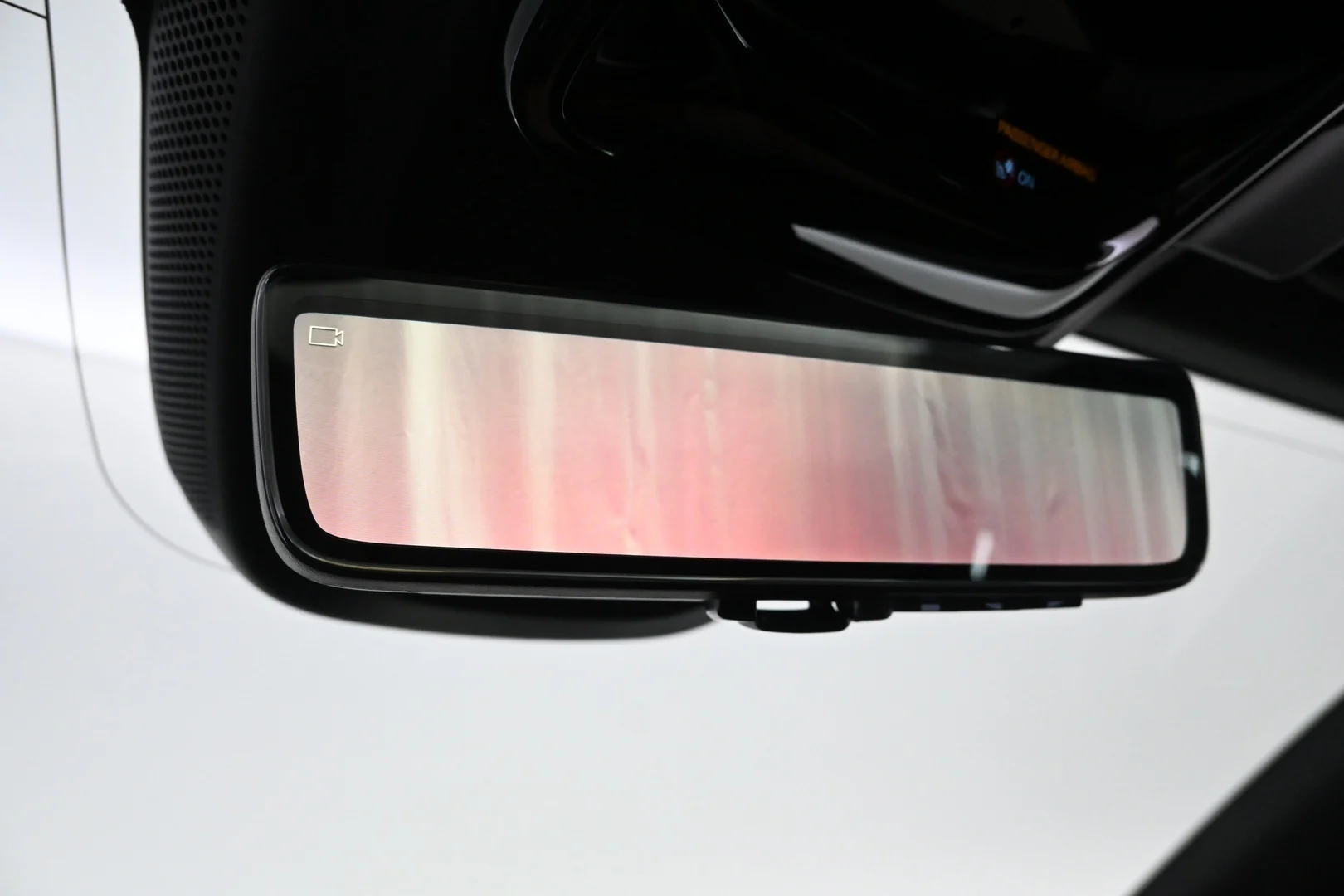 Car Image - rT3Ekj4rb01KgqQFVW6mW