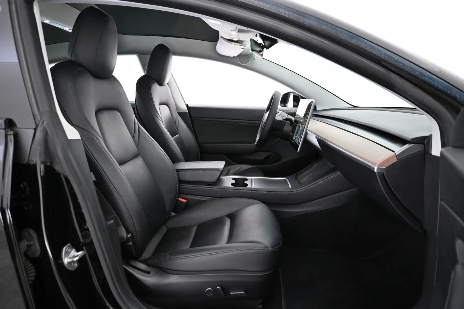 Car Image - 6PB2w8Kiw9QOkHJuWOzjGw