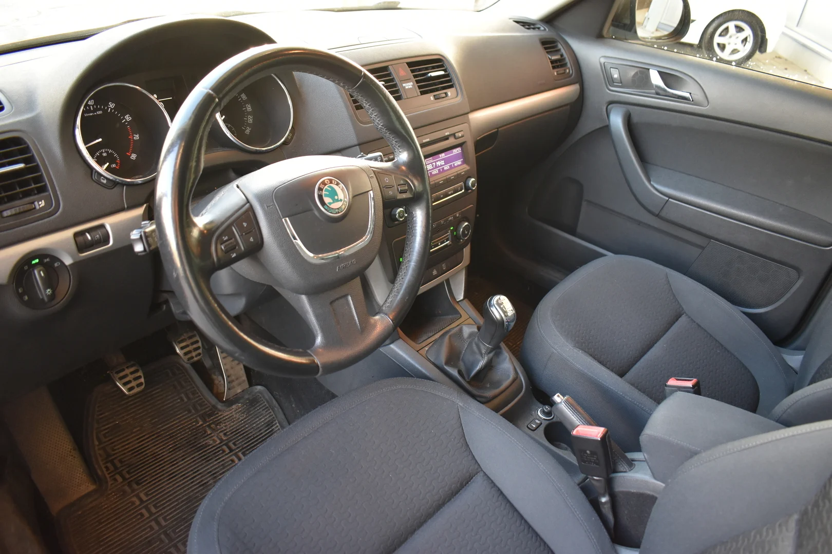 Car Image - 4D7vstPd5Yp0GEyVYMX1Tz